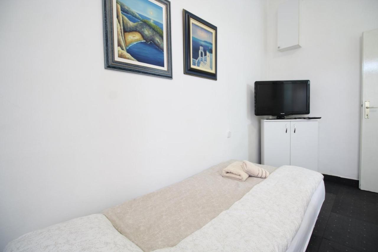 Nikolaj Mirlikiski Novi Sad Luaran gambar